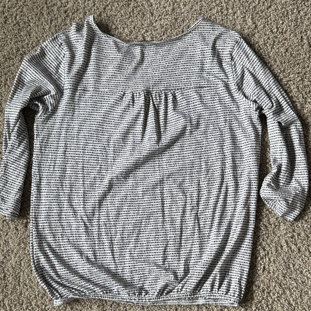 Gray Relaxed Ribbed Blouse - Picture 4 of 4